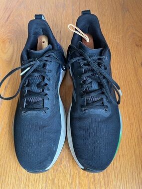 adidas Black Athletic Running Shoes with Blue and Green Accent 11